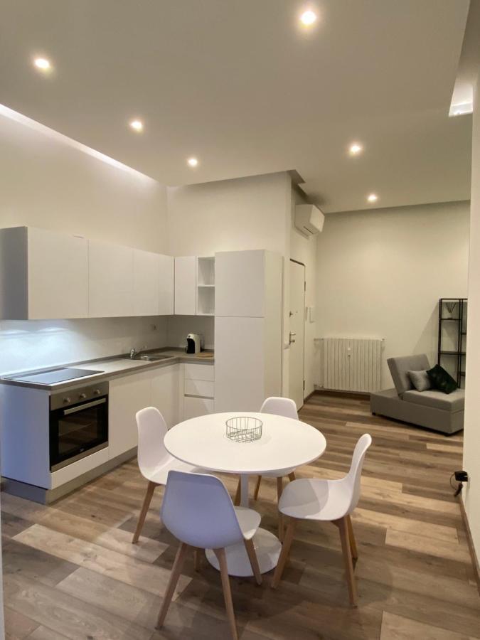 Suite Boutique Moscova Milan Luaran gambar