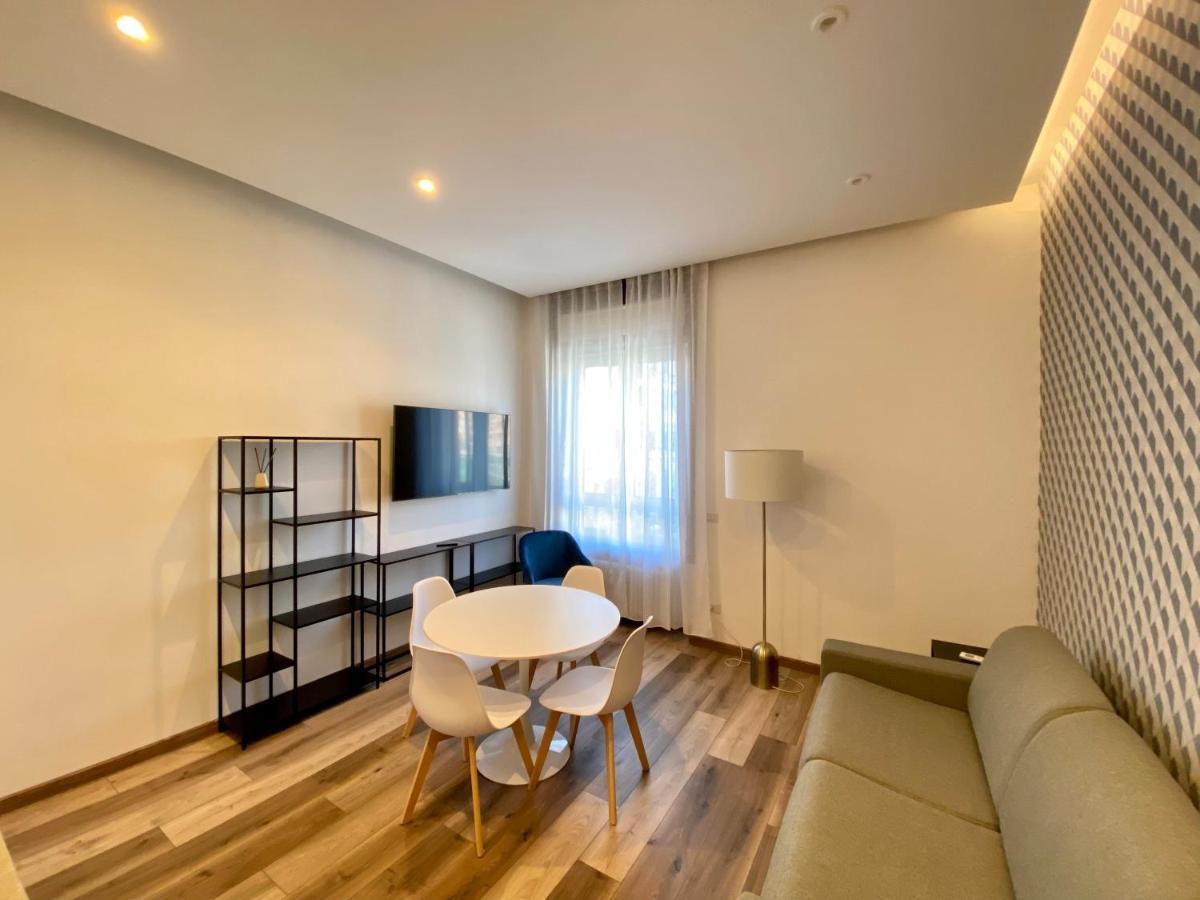 Suite Boutique Moscova Milan Luaran gambar