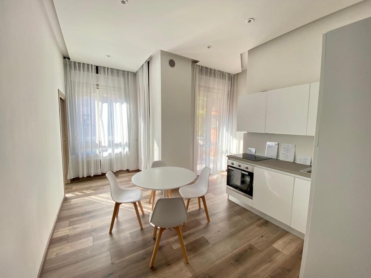 Suite Boutique Moscova Milan Luaran gambar
